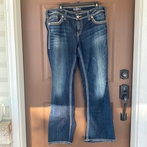 Silver Jeans, Suki Surplus, Bootcut. Size 16/32 inseam.  Excellent condition!